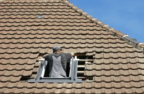 Pose de velux - Nantheuil